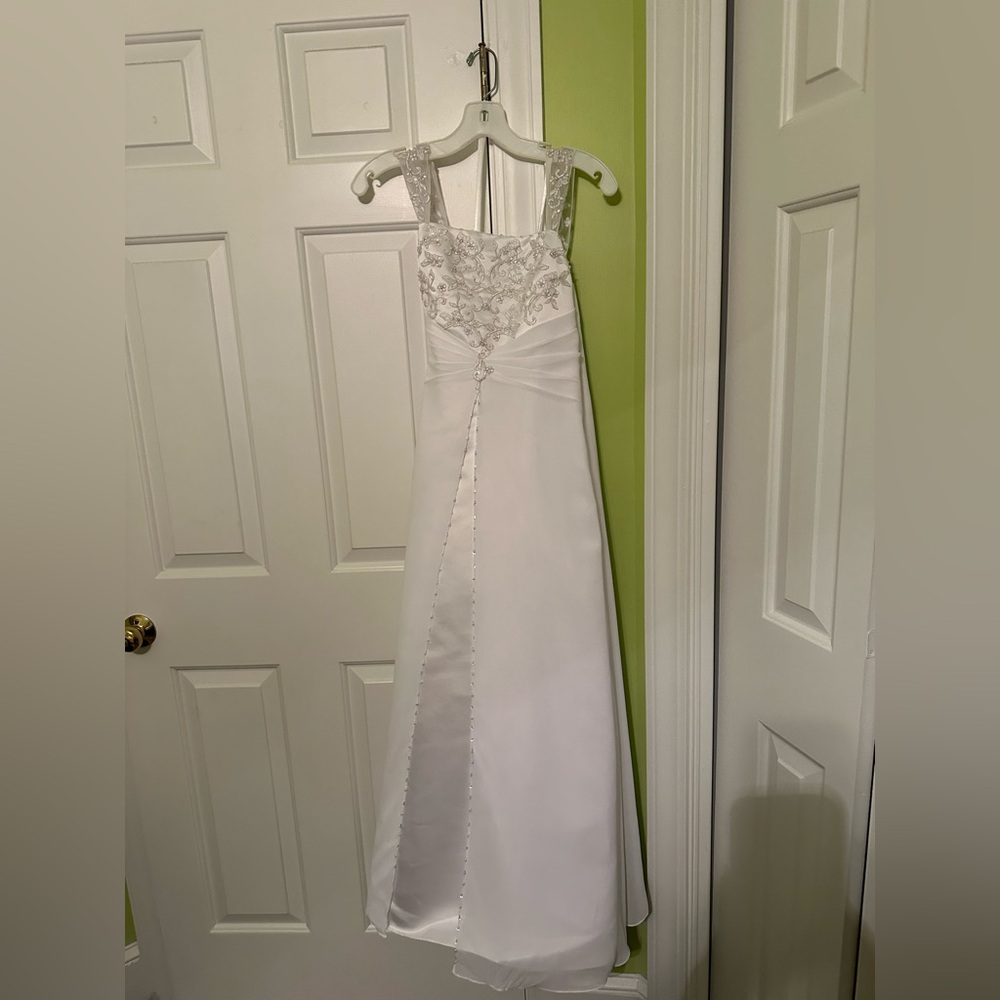 David’s Bridal Wedding Gown/First Communion Dress Size 14